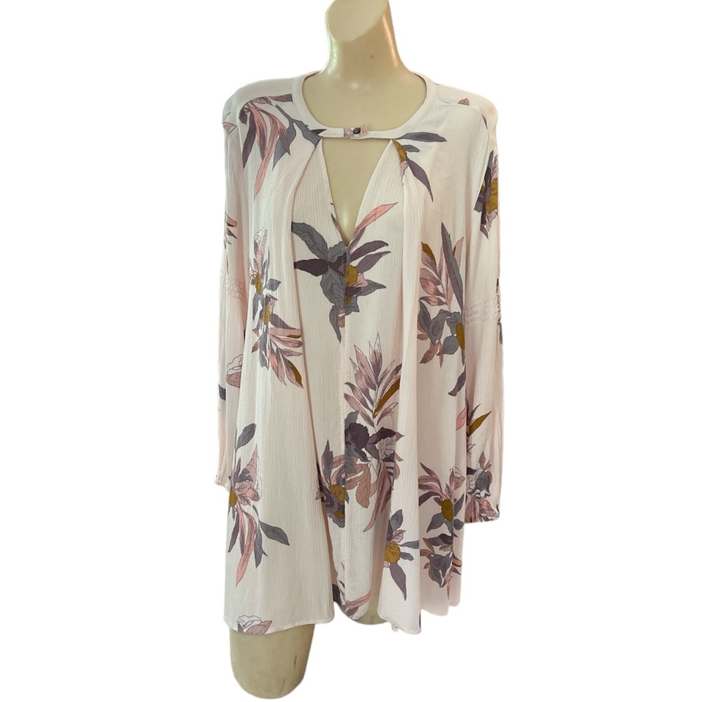 Free People long sleeved top